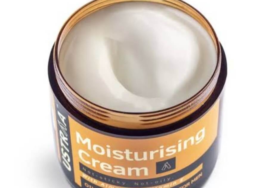 Cek Ingredients Ustraa Moisturising Cream for Oily Skin