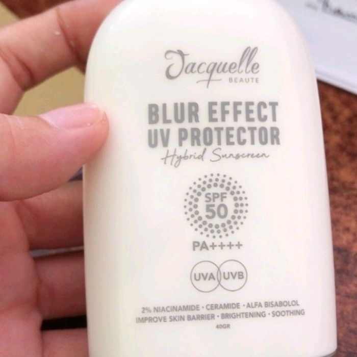 Cek Ingredients Jacquelle Blur Effect UV Protector SPF 50 PA++++