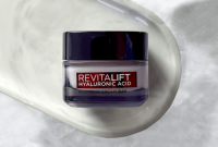 Cek Ingredients L'oreal Revitalift Hyaluronic Acid Plumping Day Cream