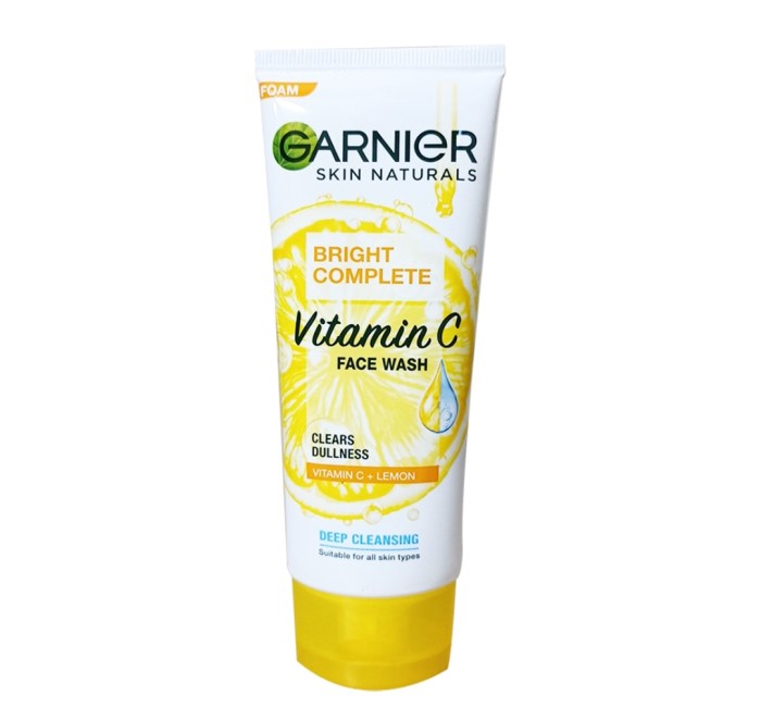 Cek Ingredients GARNIER Bright Complete Vitamin C Face Wash