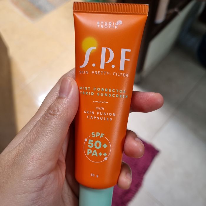 Cek Ingredients Glowlabs Soothe and Sooth The Sun Hybrid sunscreen SPF 50 PA++