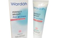 Cek Ingredients Wardah Perfect Bright Tone Up Cream terbaru