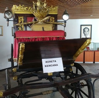 Asyiknya Berkunjung ke Museum R. Hamong Wardoyo