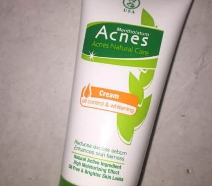 Cek Ingredients Acnes Natural Care Oil Control & Whitening Cream