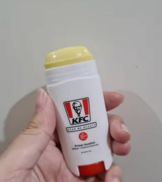 Cek Ingredients Dear Me Beauty KFC Sunscreen Stick SPF 50+ PA++++