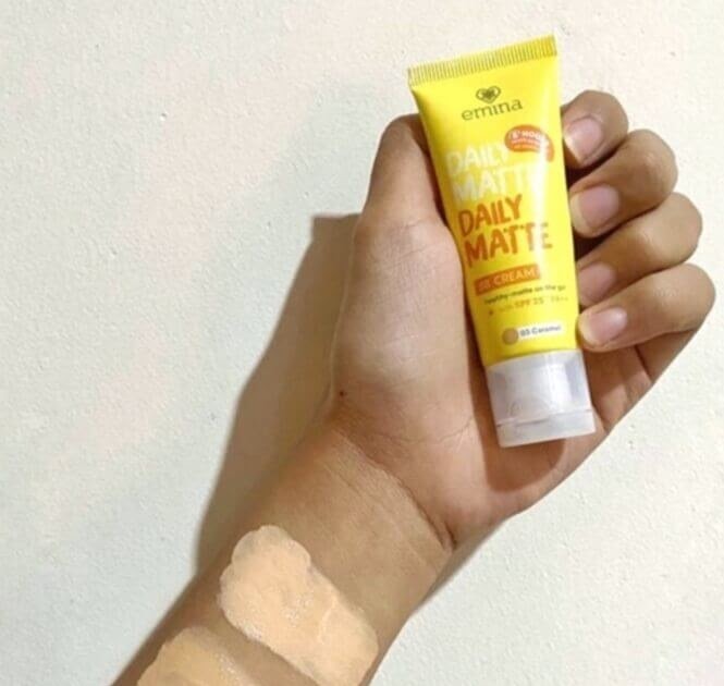Cek Ingredients Emina Daily Matte BB Cream SPF 25 PA++