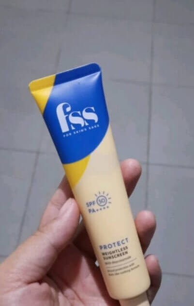 Cek Ingredients FSS For Skin Sake Weightless Sunscreen SPF 50 PA++++