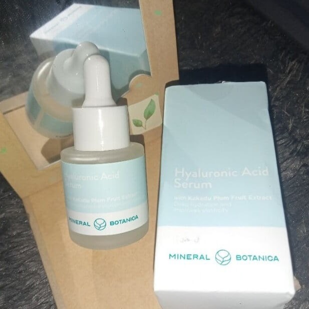 Cek Ingredients Mineral Botanica Hyaluronic Acid Serum