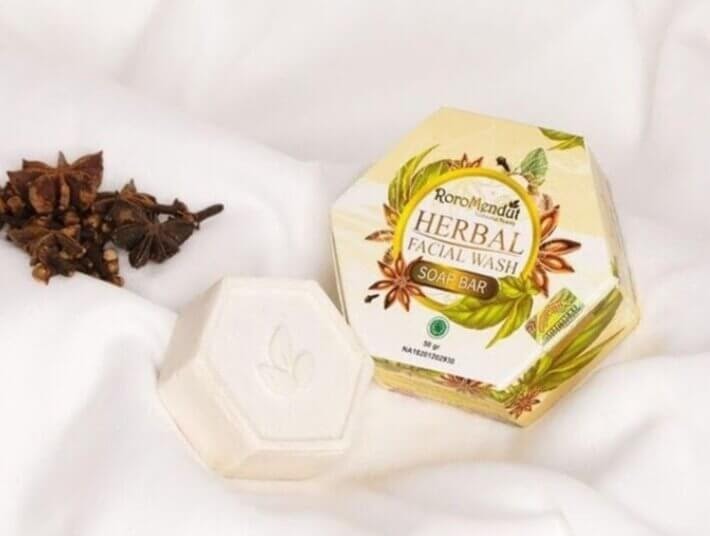 Cek Ingredients RORO MENDUT Herbal Facial Wash Soap Bar