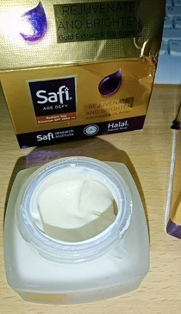 Cek Ingredients Safy Age Defy Day Cream SPF 25 PA++