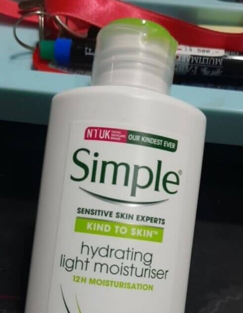Cek Ingredients Simple Hydra Light Moisturizer