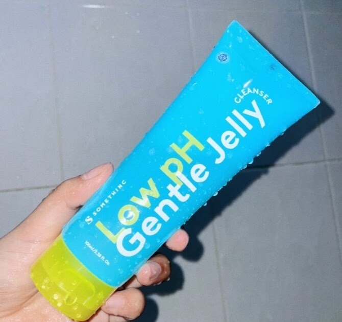 Cek Ingredients Somethinc Low pH Gentle Jelly Cleanser