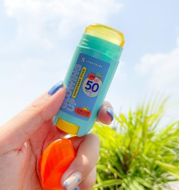 Cek Ingredients Somethinc Sunscreen Stick SPF 50 PA++++