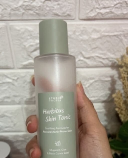 Cek Ingredients Studio Tropik Herbitus Toner