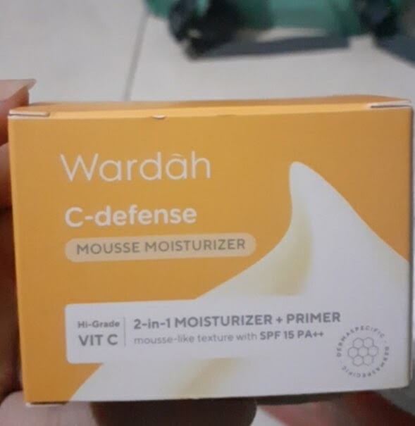 Cek Ingredients Wardah C-Defdence Mousse Moisturizer