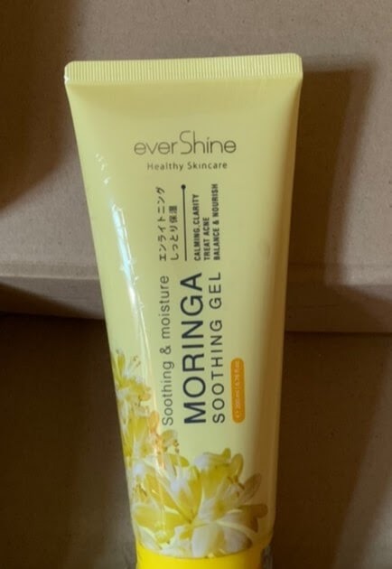 EverShine Moringa Soothing & Moisturizing Gel