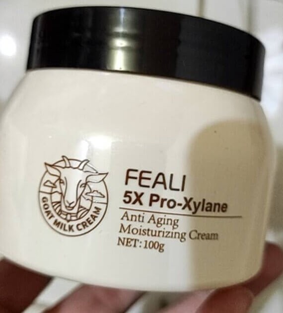 FEALI Goat Milk Anti-Aging and Moisturizing Cream