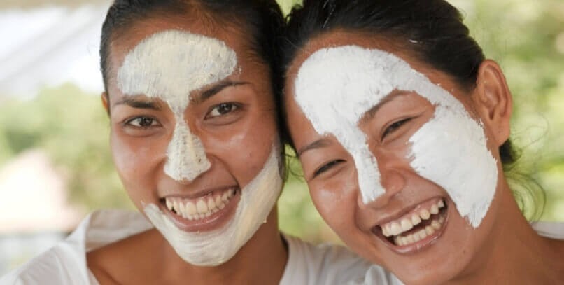 Rekomendasi Clay Mask untuk Acne Prone