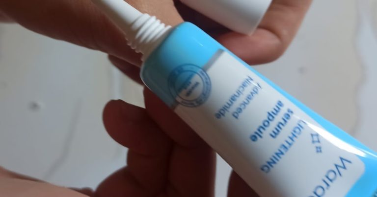 Review Wardah Lightening Ampoule versi baru