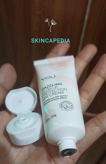 Review YOU Dazzling Up Day Cream SPF 20 PA+