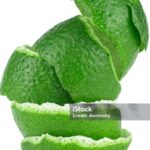Photo by istockphoto.com - Mencerahkan Siku dan Lutut Gelap dengan Jeruk Nipis Secara Alami