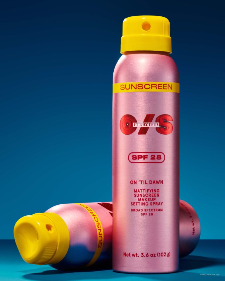 Photo by onesizebeauty.com - 7 Rekomendasi Sunscreen Spray Terbaik untuk Dipakai di Atas Makeup