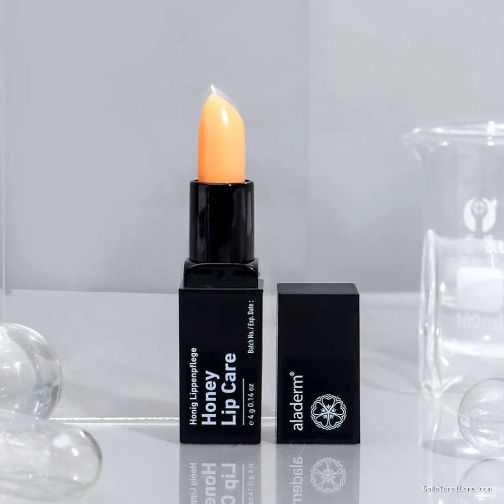 Photo by aladerm.co.id - Panduan Praktis Membuat Lip Balm Alami dari Madu di Rumah