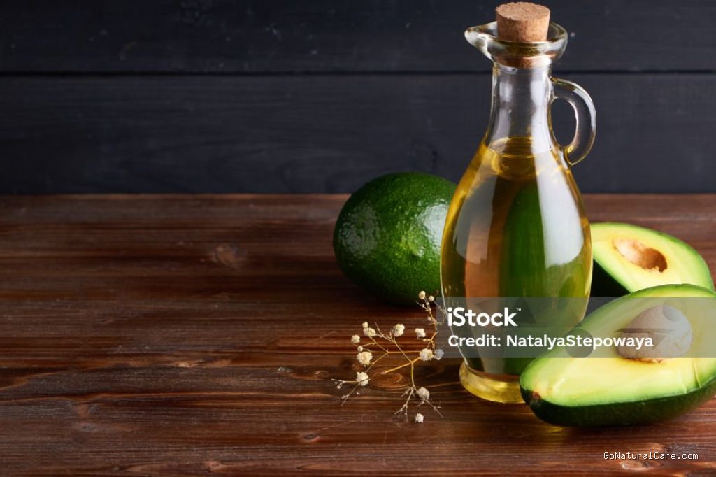 Bolehkah Menggunakan Minyak Alpukat Avocado Oil Buat Batang Rambut Kering Rusak